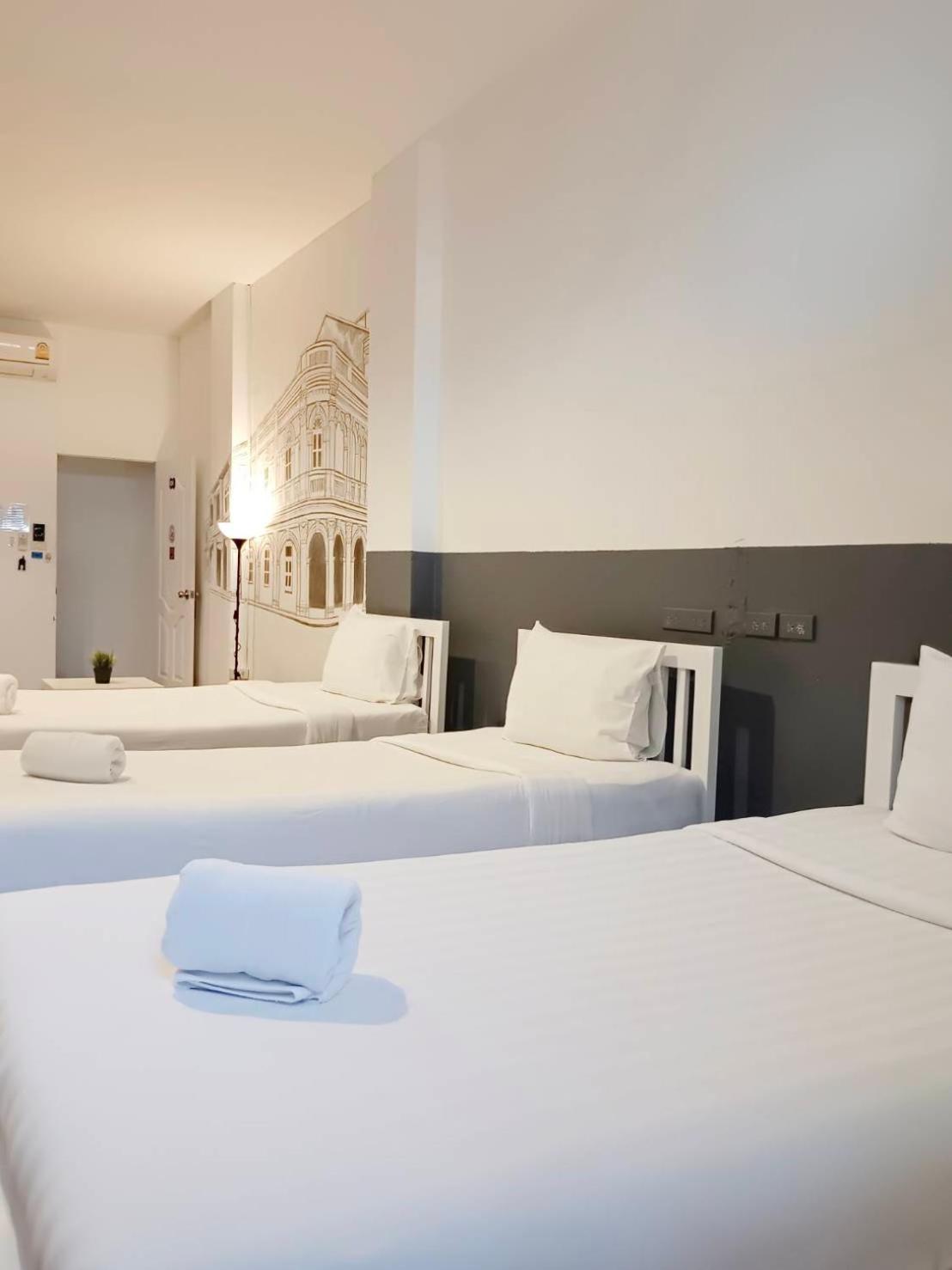 Chino Town At Yaowarat Phuket - Sha Plus Номер фото